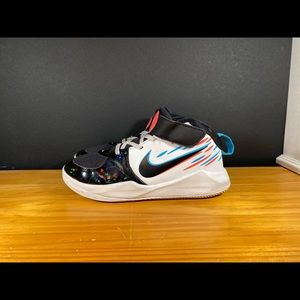 Nike Kids Team Hustle Light Basketball Shoes